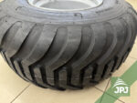 Reifen mit Felge - 300/65-12 - Detail